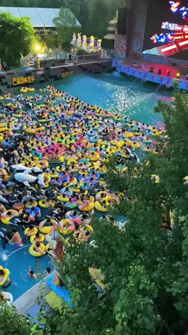 #waterpark#enjoyingwavespool  #foryou #dolphin #summer2022 #tiktok 