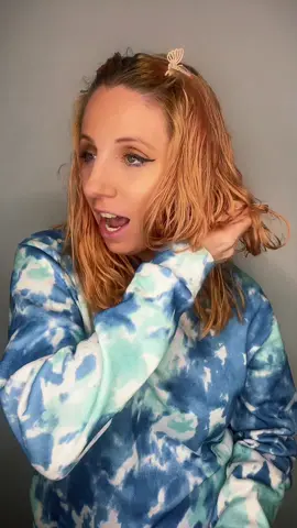 Get ready with me today. I just finished a long run and I am super sweaty and need to take a shower. @behindthechair.com @ruskhaircare @matt.swinney #hair #hairstyle #hairtok #hairtutorial #haircare #haircareroutine 