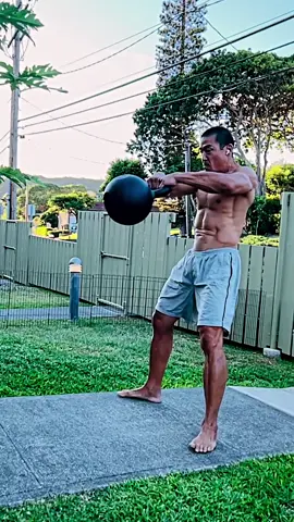 150 lbs./68 kg. Kettlebell Swing  SLOW MOTION - age 53, October 1,  2022,  5:48 pm