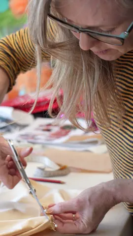 Many hands make teamwork into dreamwork 🥰  Amazing to have Harriet Oxley collaborating with our in-house wardrobe team, creating costumes for a world premiere work ‘The Universe is Here’ choreographed by Stephanie Lake in our upcoming triple-bill season, ‘Resound’.  Presenting partner- @lgaustralia  #wardrobe #sydneydancecompany #sdc2022  #cinderellastory #sydney 