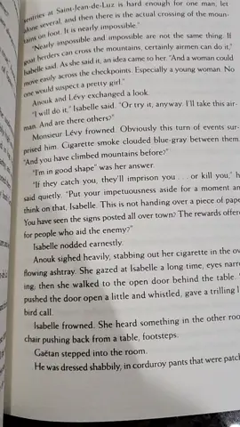 #thenightingale #BookTok #books #bookworm #kristinhannah #fyp #reading 