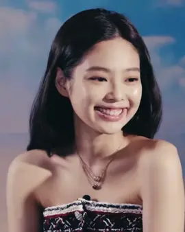 Her smile is everything 🌟 #jennie #jenniekim #jennieedit #kimjennie #blackpink #blinks #foryoupage #fyp #blink #jenniekimedit #kpop #kpopeditsforyou #jennieblackpink 