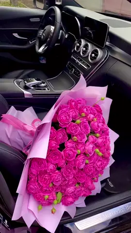 #blue #mercedes #mercedesbenz #pink #blumen #rosen 