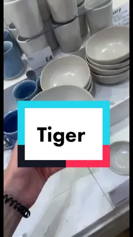 ⚠️content warning⚠️ gushing over kettles @flyingtigercopenhagen @flyingtigercopenhagenuk #fy #fyp #foryou #tiger #flyingtigercopenhagen #flyingtiger #shop #shopping #store #funny #Vlog #funnyvlog #shoppingvideo #shopwithme #talkingtomyself #kitchen #bathroom #bedroom #haul #review #kettle #product #uk #british #tigerhaul #flyingtigercopenhagenhaul #bowl #comedy 