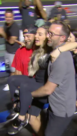 Limping to the winner’s circle, @lizzymusi 🏆 #StreetOutlaws: No Prep Kings Mondays at 8p on Discovery. #racing 