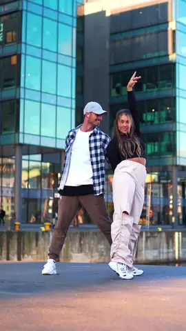 Replying to @✨Saga✨ We asked u to guess which song we danced to and Saga was right 😃🙌 DC: us #dance #couple 