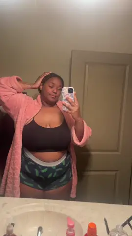 A late post 😹🤭#louisiana #plussize #plussizeedition #chubby #bodyoil 