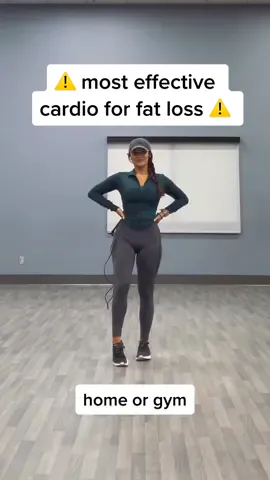 Save + practice with me now—2023 won’t know what hit ‘em 💪🏼😋 #cardioworkout #jumprope #fatloss #homeworkout #homeworkout #jumpropeworkout 