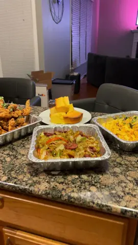 I do have availability for the upcoming holidays! (Booking Link In Bio)  #personalchef #privatechef #privatecheflife #chicagochef #chicagocaterer #privatechefs #privatechefservice #privatechefsofinstagram #cateringservice #cateringevent #chicagocatering #blackchefs #blackchefsnetwork #blackchefsmatter #blackchefsrock #foodnetwork #blackexcellence #atlchef #lachef #celebritychef #celebritychefs #foodies #chicagofoodie #chicagoartist #bookme #cookup #cookupki #cooking #recipes 