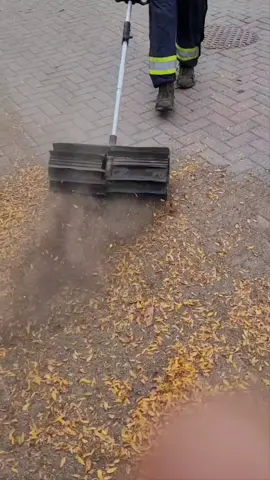 Satisfying power broom sweeping  #broom #sweeping #cleaning #tik_tok #tiktok #satisfying #landscaping #landscape #tiktok 