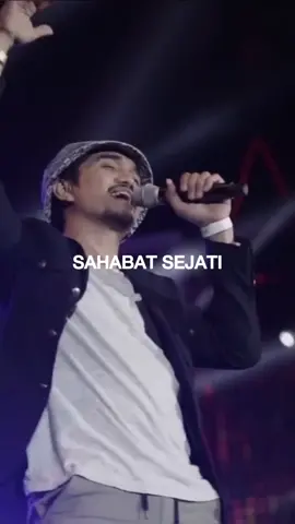 Follow @lirikmusikbaperan  __  Song: Sheila On 7 - Sahabat Sejati.  __  #Fyp #Fypシ#MusikIndonesia #LirikLaguIndonesia #LaguIndonesiaViral 