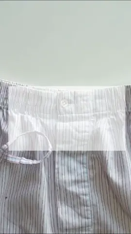 Truco útil para volver a meter el cordón de pantalon o la capucha #cordon #pantalon #capucha #arreglarropa #trucoparalaropa #trucoscaseros #trucos 