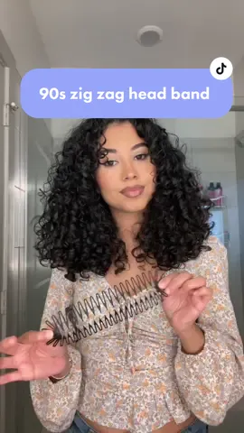 Find these in my Amazon store 12pck for  $7.99 ( link in bio ) #90sheadband #amazonfinds #90shairstyle #hairstyle #curlyhair #curls #fyp 
