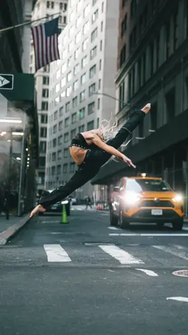 barefoot in nyc core ✨🙌🏼 #fyp #dance @Eva Nys Photography 