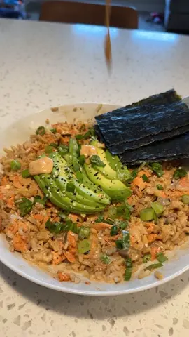 @Emily Mariko salmon bowl is the only way I can have salmon now a days. #emilymariko #salmonbowl #salmonrecipe #healthyrecipes #cookingreels #cosinandosaludable 
