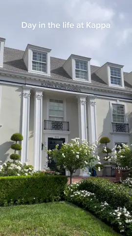 Day in the life living in USC Kappa! #usc #usckappa #sorority #sororityhouse #kappa #viral #fyp #kappakappagamma #kkg #gym #class 