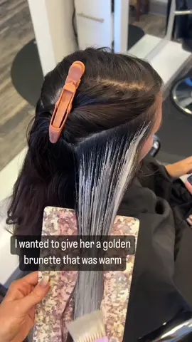 Let me show you how I have turned 10 minute color into a luxury service. Usually when we hear 10 minute color, we think of a fast root touchup service. The majority of my clients are your modern day busy woman. Who doesn’t usually have time to sit in my chair for 3+ hours. So using the same techniques that I do for balayage, but I use my 10 minute color with it instead of using color that needs to process for 30 to 45 minutes. my client wanted a dimensional brunette that was warm for fall  FORMULA  @ruskhaircare ruskin10 6g7n 1:1 30vol Technique “The Alex” . . . Tools @framar  #rusk #ruskcolor #haircolor #haircolorist #haircolorideas #haircolorspecialist #brunette #brunettebalayage #fallhair #cosmoprofbeauty #behindthechair #behindthechair_com #hairbrained #modernsalon #americansalon #ittakesapro #licensedtocreate @ruskhaircare @behindthechair.com @cosmoprofbeauty 