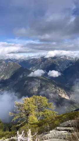 “Be parient, the fog will clear and that which has always been there can be seen. The path is already there to follow.🧡🍁🏔#swissalps🏔 #swissalps🇨🇭life #travellog #natureathome  #amazingviews😍 #hikingtok #beauty_of_nature #ticino🇨🇭 #naturetiktok #naturevideo #naturetok #naturehealsmysoul #mountainsview #mountainpeaks 