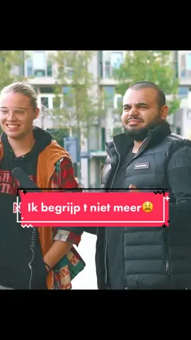 Paraplu?☂️ / raket ? 🚀🤦‍♂️#fyp #ezkimo #myzaman #serkimo #grappig #zetmehierechtbelachelijk🤣 #dumpert #raket #paraplu #dutch #raadsel #omhoog #omlaag #🤣🤣🤣 #vjp #viraalgaanisookgaan🤪💞 