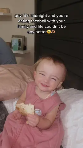 couldn’t get any better🥹#babiesoftiktok#babyfever#babies#baby#MomsofTikTok#mom#dadsoftiktok#dad#family#familytime#fatherdaughter#relatable#parents#parenthood#parent#viral#trend#trending#zxycba#fyp#tacobell#midnightsnack 