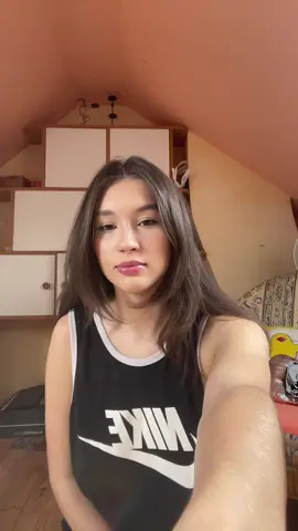 Jezu nie wiedziałam ze aż tak słychać jak skrzypi ta podłoga im sorry🥺