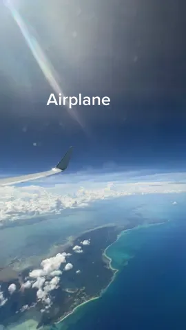 I wanted to to longer but my phone over heated #abbyisa4letterword #aruba #vacation #airplane #timelapse 