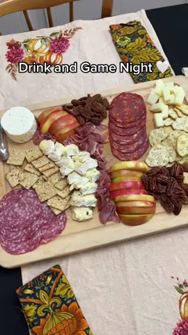 Characuterie and game night 🤍⚡️ #cocktailsnight #funcocktails #GameNight #catan #charcuterieboard #charcuterie #appetizers #weekendvlog #halloweenfun #DidYouYawn #bluelagoon #gindaisy #ginfizz #mead #NightIn #gamenightwithfriends 