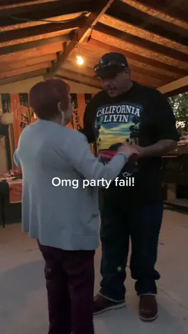 I could not stop laughing lol. #fyp #foryoupage #viral #funny #pantsdropped 