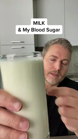 Milk and my blood sugar. Is there enough carbs in here to spike my glucose levels? #insulin #insulinresistance #milk #healthyfood  