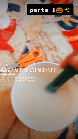 🎃🎃🎃cabeza de calabaza Halloween 🎃puedes dudar de mis métodos pero no de mis resultados 😂😏🎃🎃 si es más pequeña queda mejor para moldearla 😅🙂 #cabezadecalabaza  #disfrazbarato  #disfrazhalloween 