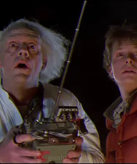 #backtothefuture #80s #sad #fyp #foryoupage #edit #tearsforfears #80smusic #parati #martymcfly #dremmettbrown #michaeljfox #christopherlloyd #volveralfuturo 