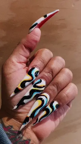 Nailzzz! @icey.nailsss #naiktok #BeautyTok #makeup #makemefamous #runwayaddictz #fashion #fashiontiktok #fyp #style #tiktoknails 