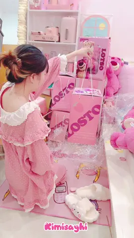 Cố gắng kiếm tiền để sau này có nền vững chắc, có thể lo đc chính bản thân và gia đình, theo đuổi công việc mình thích, yêu một người phù hợp ko bị ngăn cản bởi lí do nào, ko phải dựa dẫm hay nhìn sắc mặt người khác sống, có tiền tiếng nói của mình sẽ có giá trị hơn. Độc lập tài chính cuộc sống sẽ nhẹ nhàng và tự do hơn 🎀 #kimisayhi #fypシ #Vlog #storytime #pink #viral #dailyvlog #mcv #xuhuongtiktok 