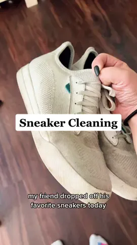 So satisfying 🥰 Let me know if you own this brand and what you think!! #CleanTok #cleaningtiktok #scrubdaddy 