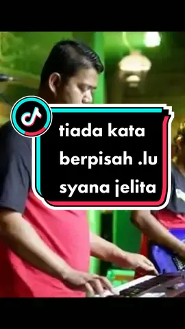 di alam jagat ini tak seorangpun mampu.#laguviral #fyp #adella 