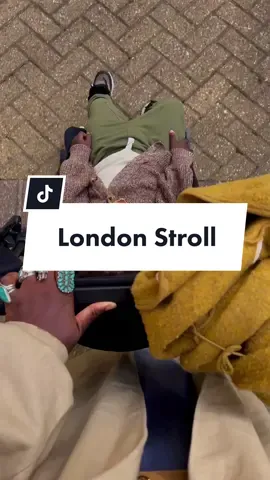 A London Stroll . #londontown #toddlertravel #travelfamilywithkids #travelfamilylife 
