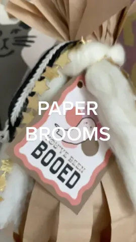 witch brooms out of brown paper bags! 🧹 #halloween #halloweenideas #halloweeninspo #DIY #halloweendiy #easycraft