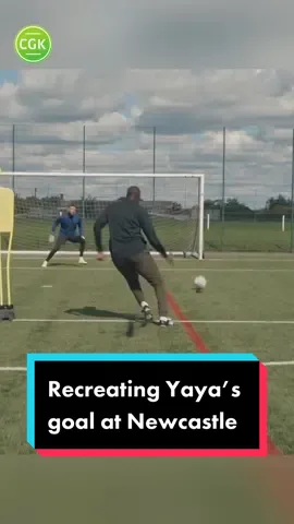 Recreating Yaya Toure’s goal at Newcastle… ⚽️ #P#PremierLeagueY#YayaToureM#MCFCF#FUTF#FootballGoalkeeper