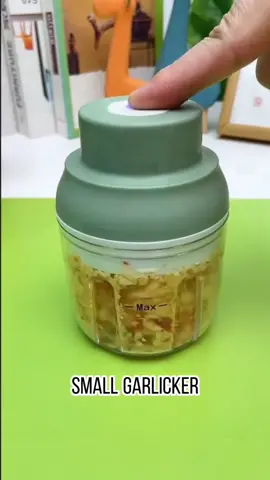 Small household minced garlic machine#marvonovo #mvnvshop #ilovemvnv #foryou #goodthings #Home #recommend #easytouse #tools #fyp