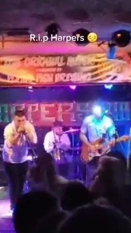 R.i.p Harpers Pub such a fun venue to play you will most definitely be missed! #weezer #sayitaintso #poppunk #supportlocalmusic #musiciansoftiktok #fyp #vibes #VoiceEffects 