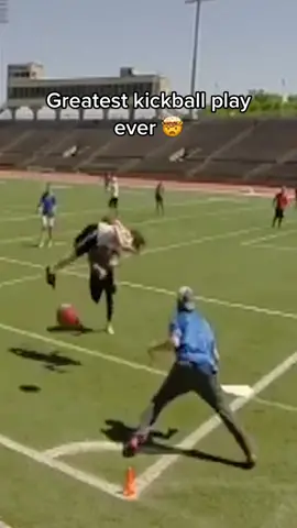 Unbelievably smooth 😳 (via Chris Biernat) #kickball #dodge #elite #wow 