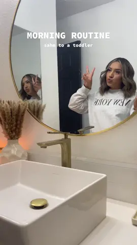 happy almost weekend babes!!!! #fyp #MomsofTikTok #momcontent #dayinmylife #minivlog #morningroutine #motivation #parati 