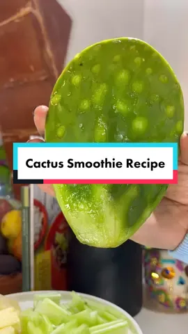 Quick and easy cactus smoothie recipe that nourishes the body! #greensmoothie #cactus #cactussmoothie #vegan #veganrecipe #nopalcactus #healthysmoothie #rawvegan @mexicanmadevegan 