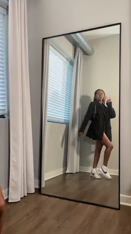 get dressed with me | boxing shorts and blazers outfit | #capcut #grwm #gdwm #boxingshortsfashion #boxingshorts #blazeroutfit #falloutfits #falloutfitinspo   