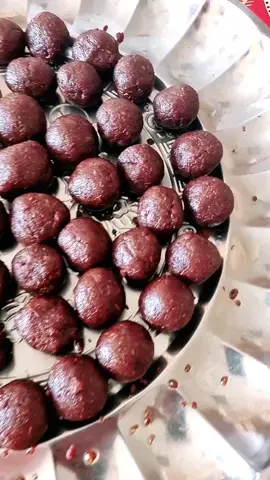 معمول صندل بالمسك يا جماااعه الريحه طلعت خيال تبارك الرحمن تعالو اتبخرو 😍