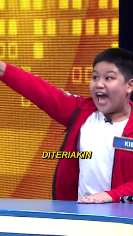 Wadaaaw Kiel NGEGASSS banget yaa gaess🤣🤣💨💨 Siapa nihh yang suka neriakin teman yang gak denger saat dipanggil karena memakai headset??🙌🏻 @MNCTV @fremantle Indonesia   #Family100 #SurveiMembuktikan #FamilyFeud #FamilyFeudID 