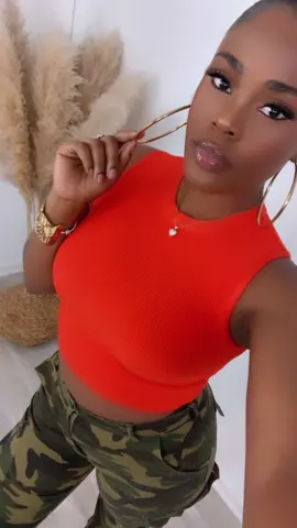 #fyp #foryou #blackgirltiktok #explore #explorepage #fypシ #blackgirlexperience #blackgirlmagic #trending #orange #fashion #armycargopants 