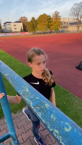 #sport #lekkaatletyka #rozgrzewka #córcia