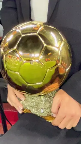 ¡Qué cerca! 😧🤤 #fcbarcelona #fcb #barçaontiktok #barcelona #barça #ballondor #alexia #fcbfemeni #sports #TikTokDeportes #football 