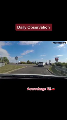 Il faut regarder devant aussi !😬 YouTube_ 100%DASHCAM #dashcam #accident 